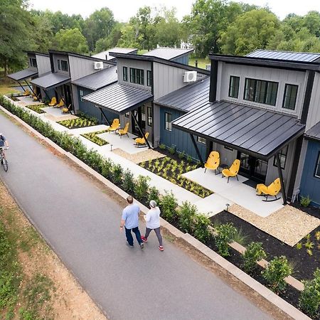 The Station By Compo Hotels Travelers Rest Exterior foto
